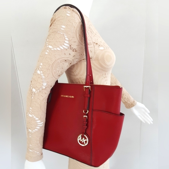 MICHALE KORS Red Jet Set Saffiano Leather Medium Tote - Picture 2 of 14